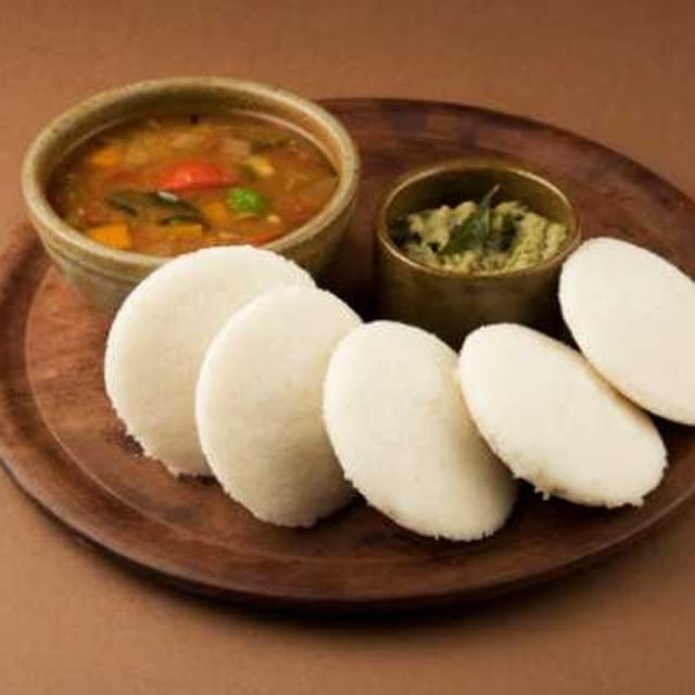 Idli.